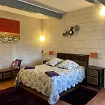 Nocleg ze śniadaniem Chartreuse De Dane 4*